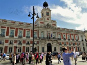 A estação de metrô SOL, bem no centro de Madri