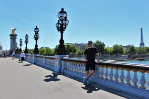 Ponte Alexandre III com a Torre Eiffel ao fundo